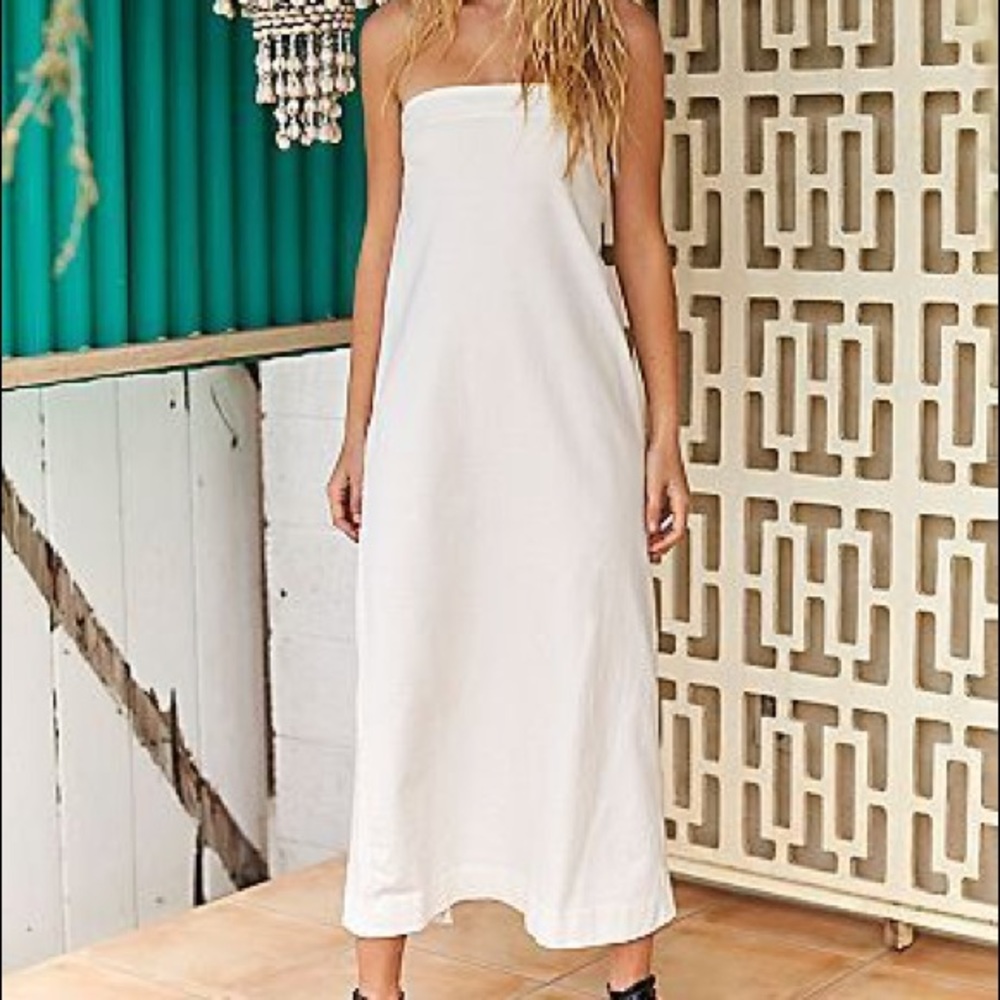 ISO: FREE PEOPLE ELIZABETH MIDI IN WHITE SIZE XS